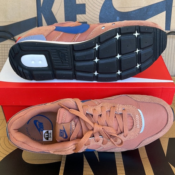 Nike Venture Runner Mineral Clay/Mystic Navy Men’s - Picture 6 of 16